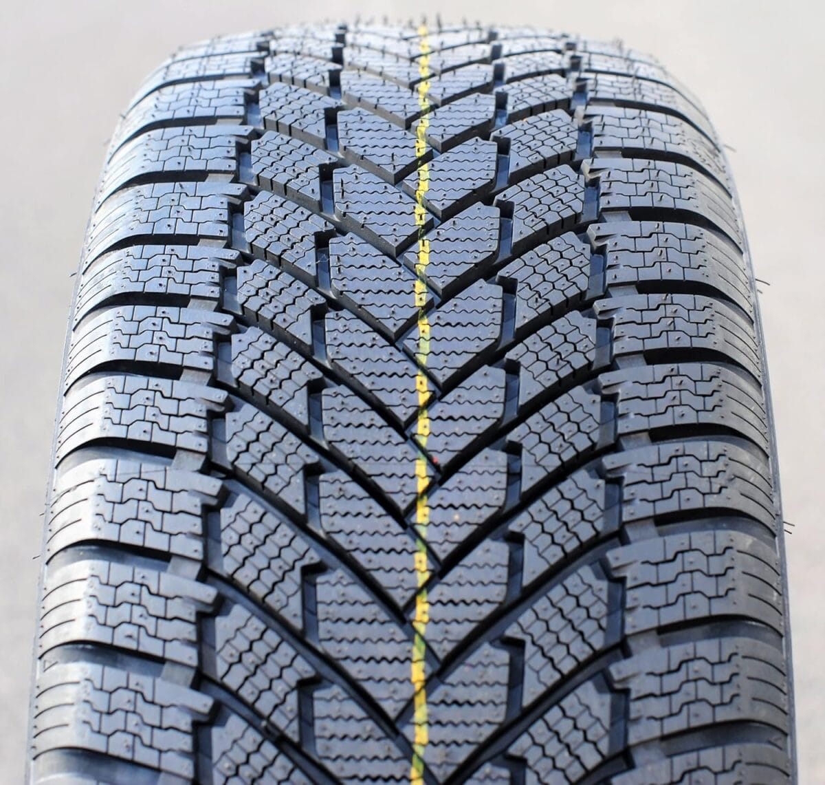 Armstrong Ski-Trac PC Winter Passenger Car Touring Radial Tire-205/55R16 205/55/16 205/55-16 91H Load Range SL 4-Ply BSW Black Side Wall