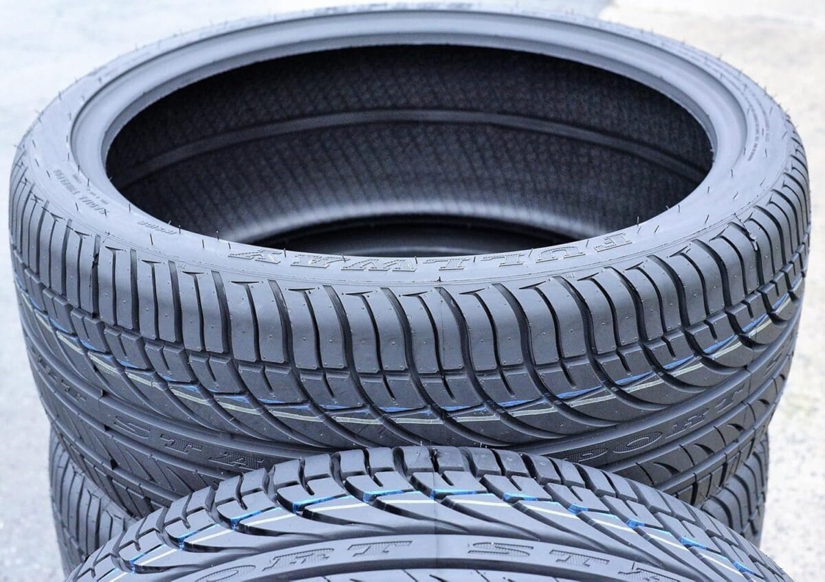 Set of 4 (FOUR) Fullway HP108 All-Season Passenger Car High Performance Radial Tires-225/40R18 225/40ZR18 225/40/18 225/40-18 92W Load Range XL 4-Ply BSW Black Side Wall UTQG 380AA