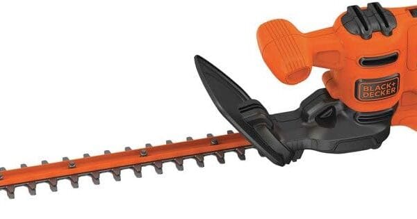 BLACK+DECKER Electric Hedge Trimmer, 17-Inch (BEHT150)