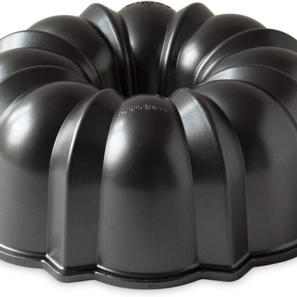 Nordic Ware Original Bundt, 12-Cup, Graphite