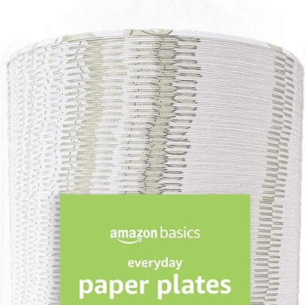 Amazon Basics Everyday Paper Plates, 8.62 Inch, Disposable, 300 Count