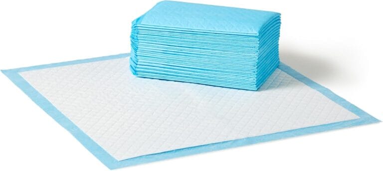 Amazon Basics Heavy Duty, Absorbent Dog and Puppy Pee Pads with 5-Layer Leak-Proof Design and Quick-Dry Surface for Potty Training, Regular, 20 Count, Blue & White