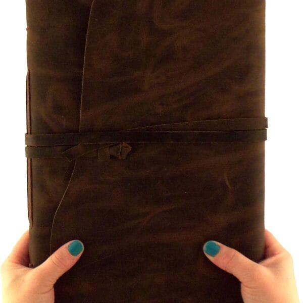 Large Rustic Genuine Leather Photo Album - Scrapbook Style Pages, Gift Box Included - Holds 200 4x6 or 5x7 Photos
