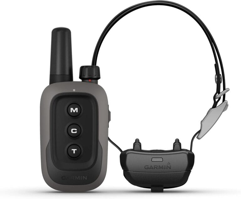 Garmin Delta SE Bundle - Handheld & Dog Device, Simple 3-Button Dog Training System, Train Up to Two Dogs, Water Resistant