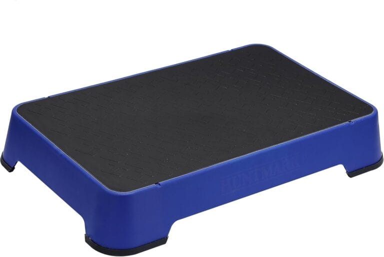 HUNTMARK Dog Training Place Board - Durable Hunting Dog Training Platform - Non-Skid Surface and Nonslip Feet - Stackable, Portable Agility Platform - Modern Puppy Trainer Equipment (Dark Blue)