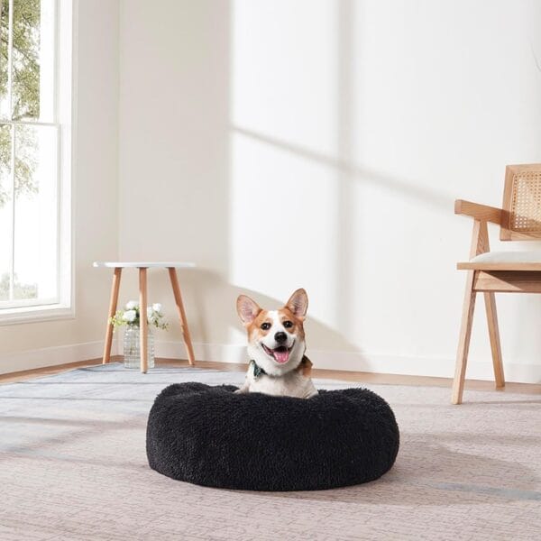 Dog & Cat Bed: Round Faux Fur Pet Bed - Plush, Cozy, & Calming Donut Bed for Small Pets - Soft & Comfortable Sleeping Cushion for Napping & Lounging, 20" Round, Black