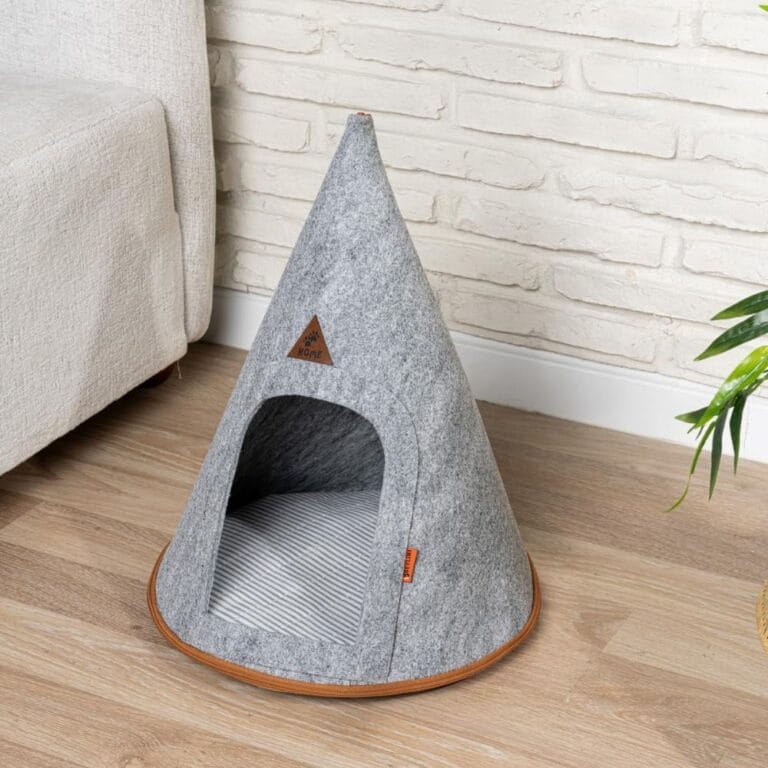 SAVUK Pet Tent Cat Dog House Felt Cave Bed with Cushion&Bag Decorative Foldable Igloo Hut Teepee Small and Medium Suitable for Travel Warm in Winter Cool in Summer 16"x16"18" Grey (Gray, Small)