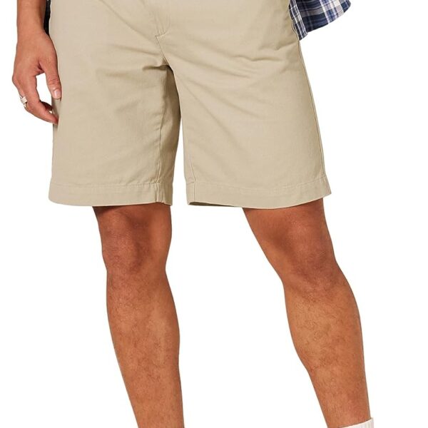 Amazon Essentials Men's Classic-Fit 9" Chino Shorts