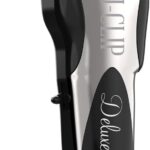 Wahl Pro Animal Deluxe U-Clip - Dog & Cat Trimmer with 3 Cutting Lengths & 7 Attachment Combs - Premium Grooming Tools for Light & Medium Coats - Black & Chrome