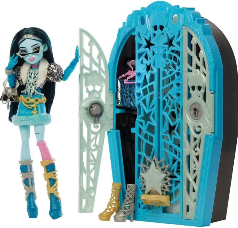 Monster High Skulltimate Secrets Doll and Accessories Set, Hauntlywood Mysteries Frankie Stein with Reveal Closet & 19+ Glam Surprises Like Doll Clothes