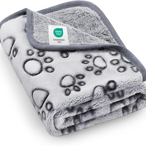 Luciphia Premium Soft Dog Blanket for Small Medium Large Dogs Washable 300GSM Fluffy Warm Fleece Puppy Cat Paw Print Pet Flannel Grey Paw M(30"x20")