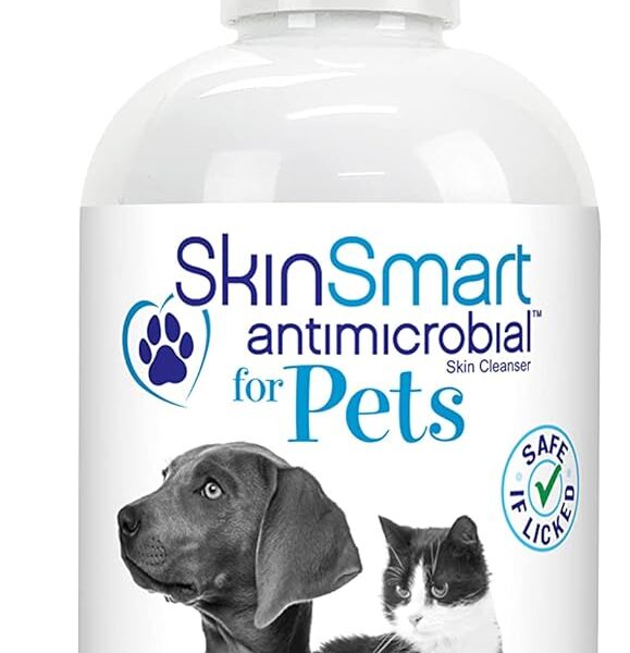 SkinSmart Antimicrobial Wound Care for Pets, Hypochlorous Acid Removes Bacteria to Promote Healing and Relieves Itch, Safe if Licked, 8 Ounce Spray Bottle