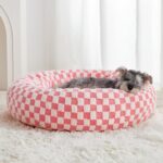 BFPETHOME Donut Dog Beds for Small Dogs, Cute Small Dog Bed for Puppy and Kitten, Round Calming Pet Bed with Non-Slip Bottom, Machine Washable,20inch, Pink