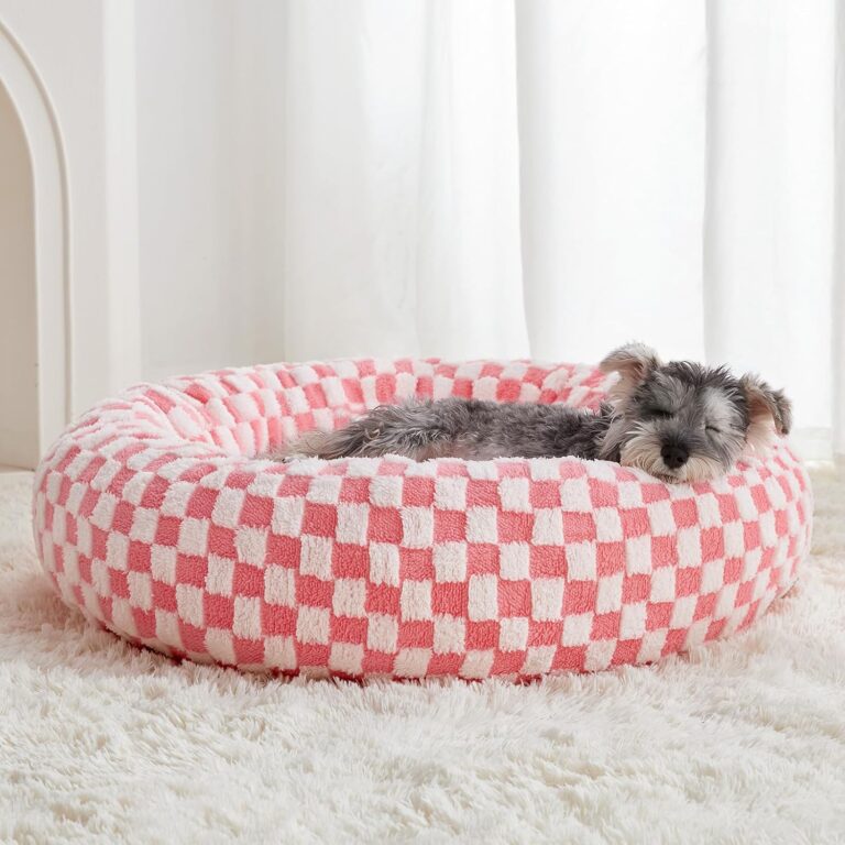 BFPETHOME Donut Dog Beds for Small Dogs, Cute Small Dog Bed for Puppy and Kitten, Round Calming Pet Bed with Non-Slip Bottom, Machine Washable,20inch, Pink