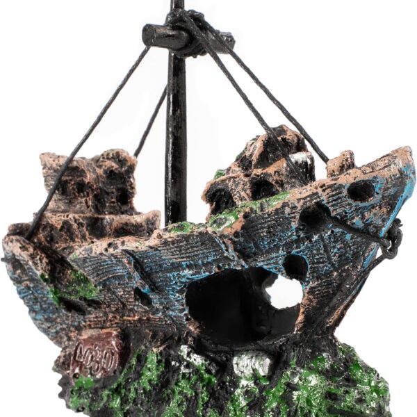 Raeasily Fish Tank Decoration Aquarium Accessories,Shipwreck Decor,Resin Material Sunken Ship Decorations for Fish Favors, Multi, 10 * 10
