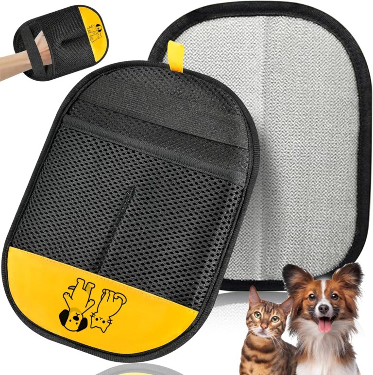 Pet Hair Removal Glove  Electrostatic Grooming Mitt for Dogs & Cats, Gentle Deshedding & Fur Removal Tool for Pets, Furniture, Car Seats, Clothing & Sofas, Reusable & Easy to Clean