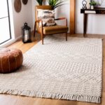 SAFAVIEH Natura Collection Area Rug - 6' x 9', Ivory, Handmade Moroccan Boho Wool Fringe, Ideal for High Traffic Areas in Living Room, Bedroom (NAT852B)