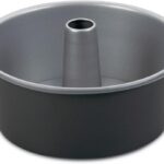 Cuisinart Chef's Classic Nonstick Bakeware 9-Inch Tube Cake Pan, 2-Piece