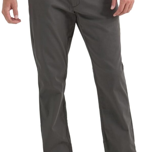 Lee Men's Extreme Motion Flat Front Relaxed Taper Pant