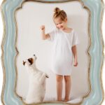 PHAREGE 5x7 Vintage Picture Frame Green Gold, Ornate Antique Picture Frame for 5x7 Photo, Retro Photo Frame for Tabletop Vertical or Horizontal Display, 1 Pack