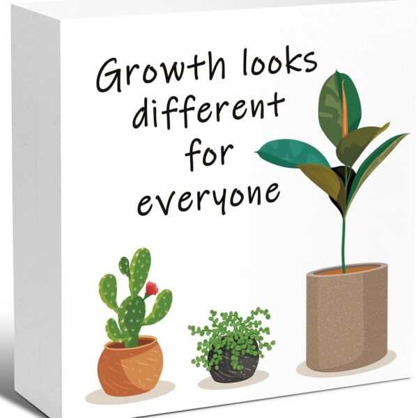 LVQHI Growth Looks Different for Everyone Inspirational Wood Block Sign, Motivational Plant Theme Wooden Desk Decor for Home Bedroom Office, Cheer Up Gift for Friend Coworker Women