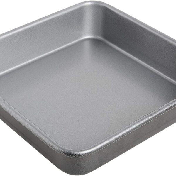Cuisinart 9-Inch Chef's Classic Nonstick Bakeware Square Cake Pan, Silver