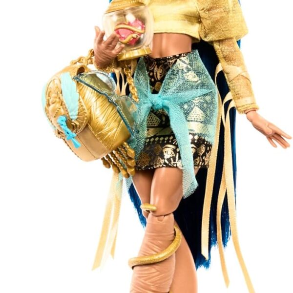 Monster High Cleo De Nile Doll in Golden Blouse & Layered Skirt, Includes Pet Cobra Hissette & Accessories Like a Backpack, Snack & Scroll