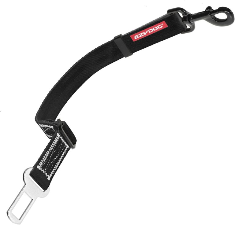 EzyDog Click  Dog Seat Belt for Car, Dog Harness Adjustable Seatbelt Attachment  Heavy Duty Nylon Seat Belt Webbing (17.5in - 26in)