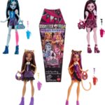 Monster High Buried Secrets Surprise Dolls: Cozy Creepover Theme (Characters May Vary)