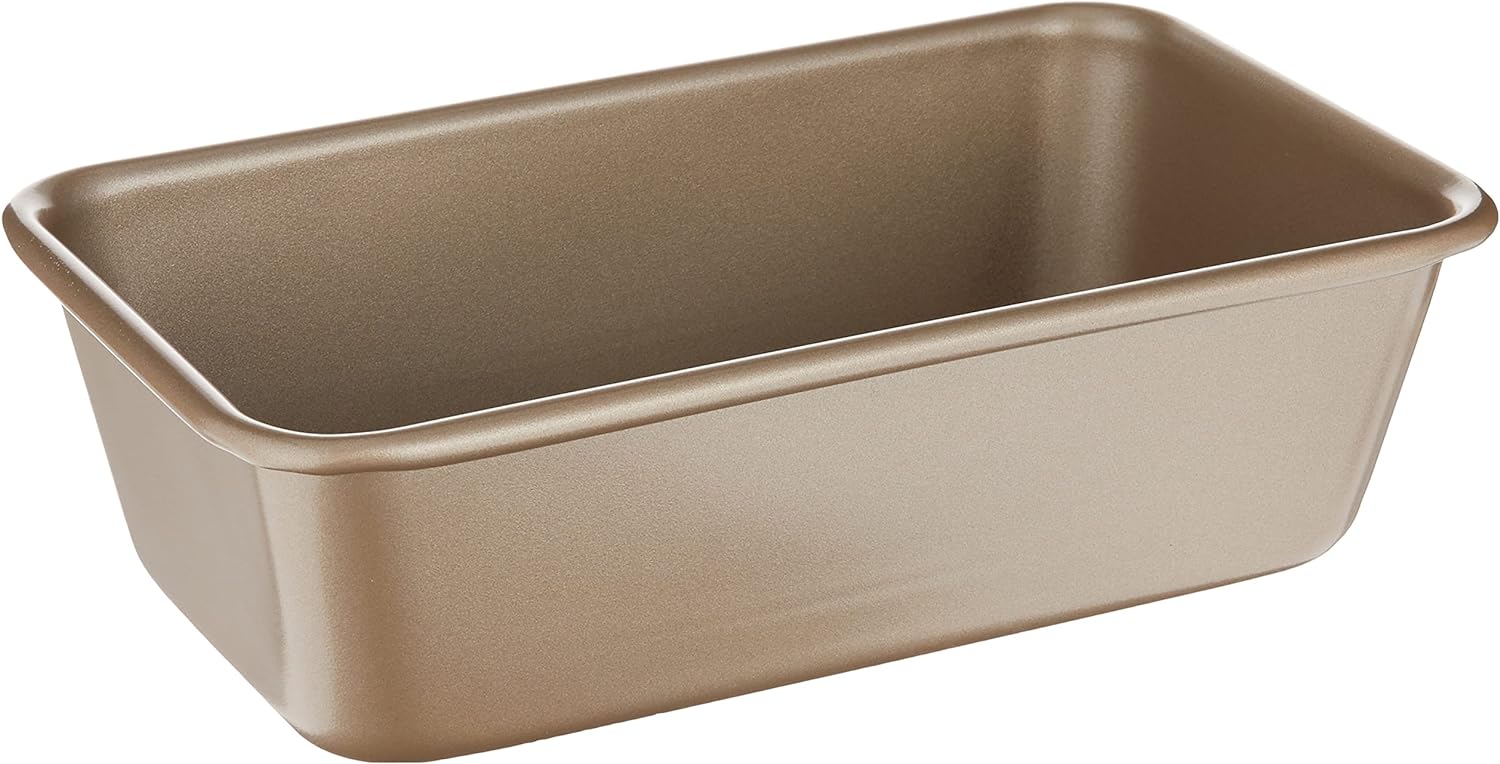 Cuisinart 9-Inch Chef's Classic Nonstick Bakeware Loaf Pan, Champagne Cuisinart 9-Inch Chef's Classic Nonstick Bakeware Loaf Pan, Champagne