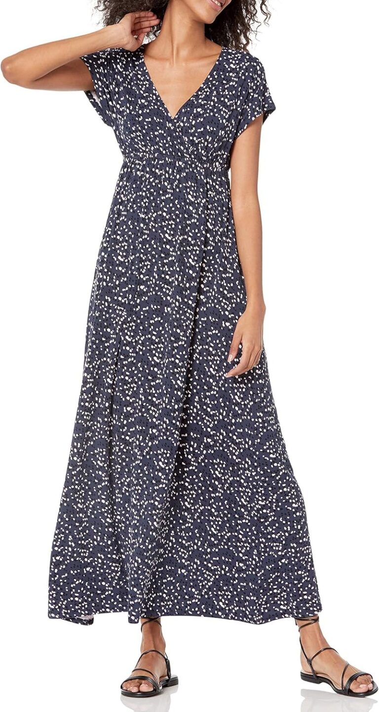 Amazon Essentials Women's V Neck Short Sleeve Waisted Maxi Dress (Available in Plus Size)