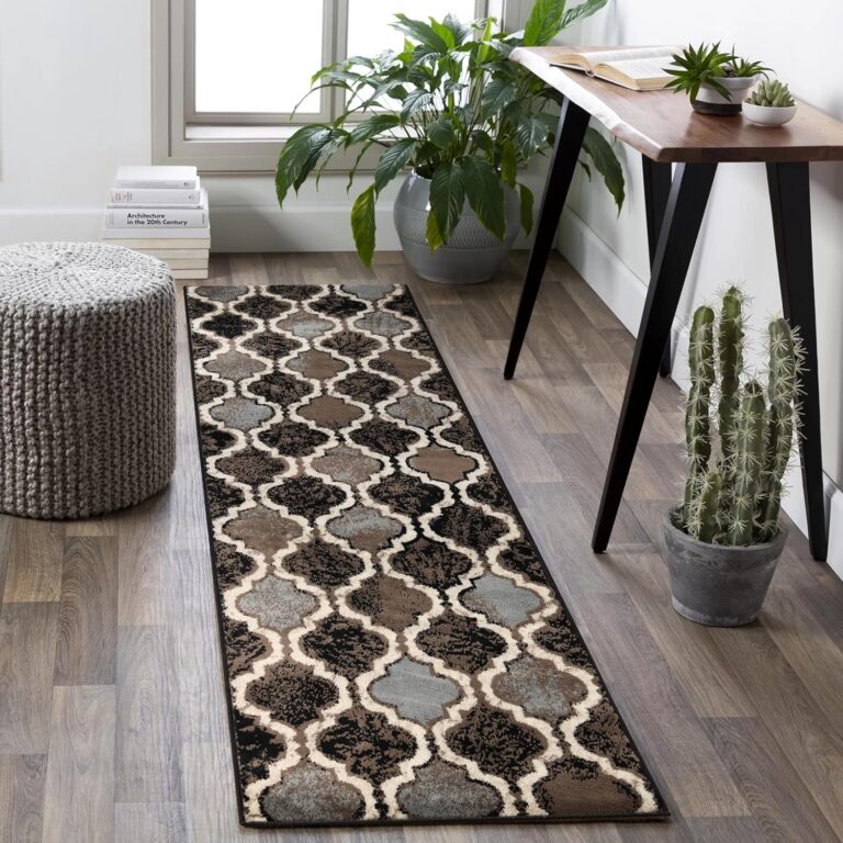Superior Indoor Area Runner, Jute Backed, Perfect for Hallway, Living/ Dining Room, Bedroom, Office, Kitchen, Entryway, Modern Geometric Trellis Floor Decor, Viking Collection, 2' 7" x 8', Chocolate