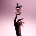 Viktor&Rolf Flowerbomb Eau de Parfum – Warm Floral Perfume for Women | Fragrance with Peony, Rose & Freesia – Long Lasting Scent – Iconic Womens Perfect for Everyday Wear