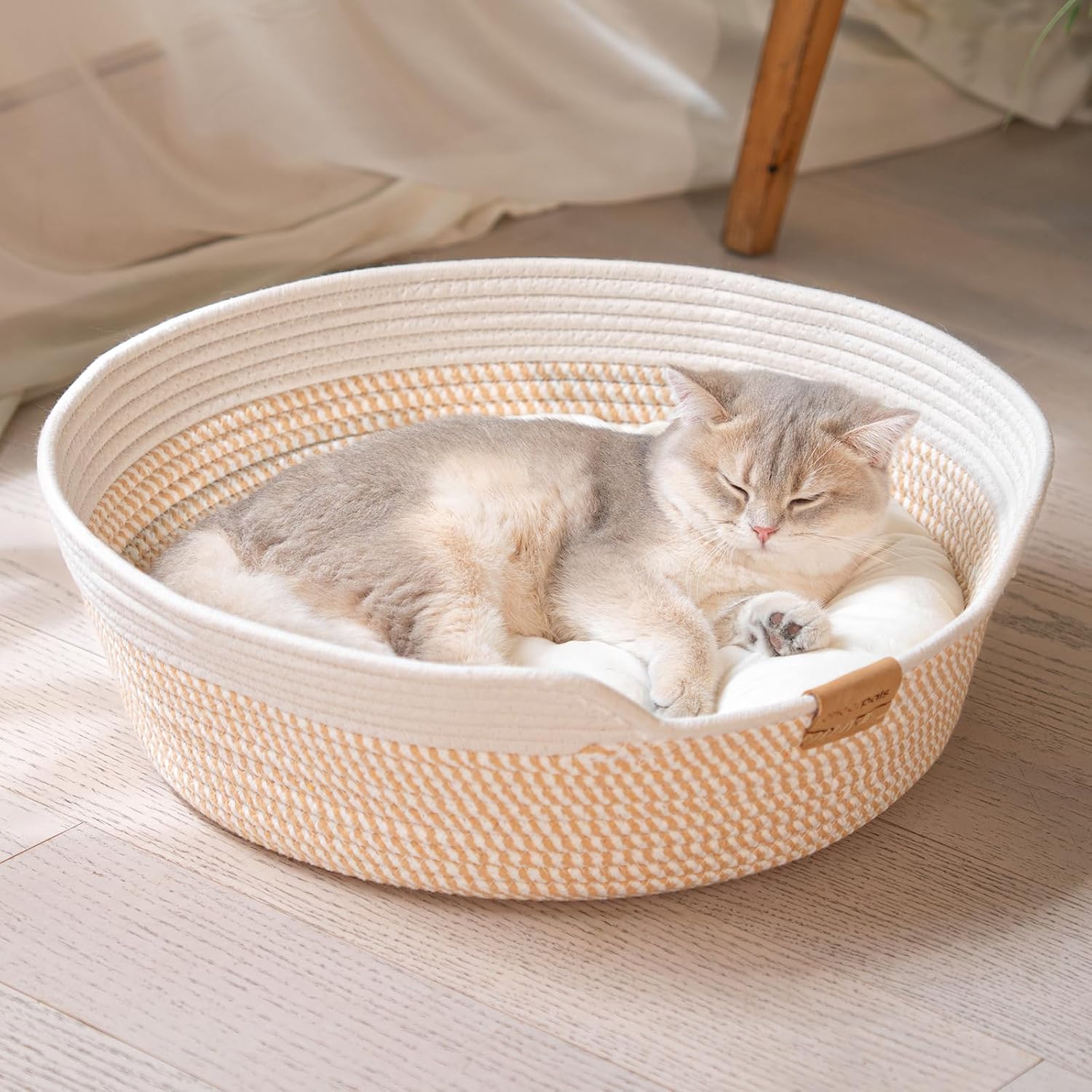 CHEERHOME PETS Cat Bed Basket with Cushion, Cotton Rope Woven Pet Bed for Indoor Cats Couch, Stimulicat Cat Bed Handwoven Breathable, All Season Universal (White) CHEERHOME PETS Cat Bed Basket with Cushion, Cotton Rope Woven Pet Bed for Indoor Cats Couch, Stimulicat Cat Bed Handwoven Breathable, All Season Universal (White)