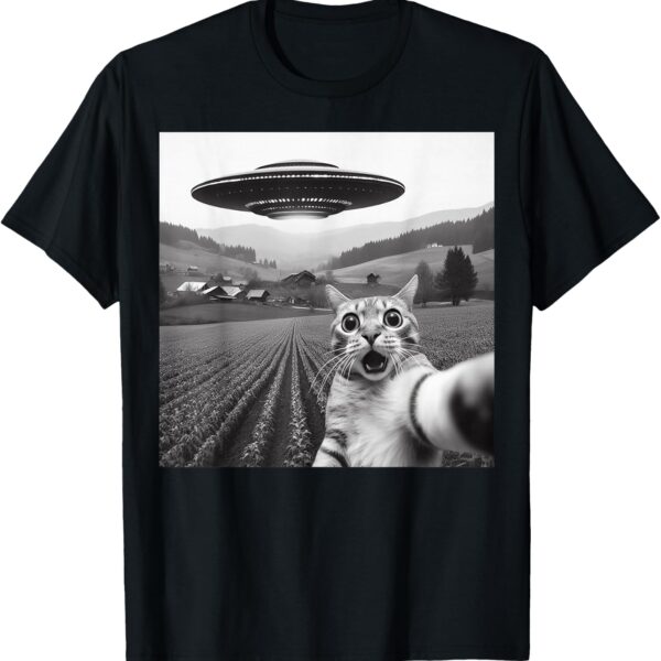 Cat Selfie with Alien UFO Funny Cat Gifts for Men Women Kid T-Shirt